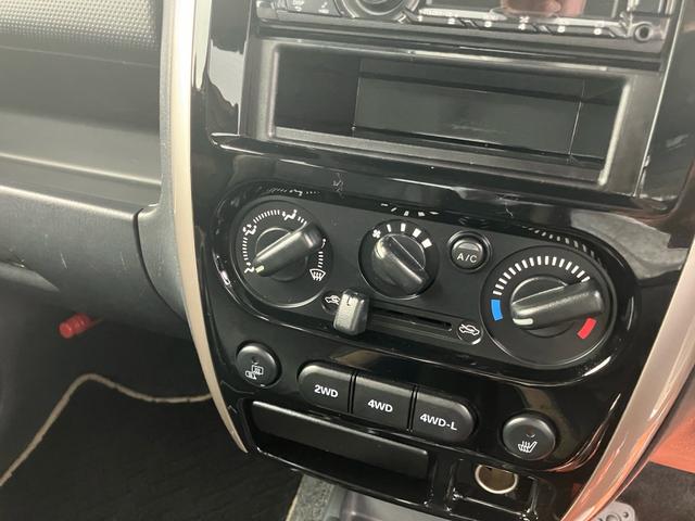 ジムニー ランドベンチャー オートマ 4WD ターボ タイヤ4本新品 専用シート アルミホイール シートヒーター キーレスエントリー 1年走行距離無制限保証付・ロ-ドサ-ビス付(23枚目)