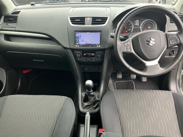 スイフト ＲＳ　５速マニュアル　５ＭＴ　走行６．２万キロ　ＥＴＣ　スマートキー　プッシュスタート　１年走行距離無制限保証付・ロ－ドサ－ビス付（16枚目）