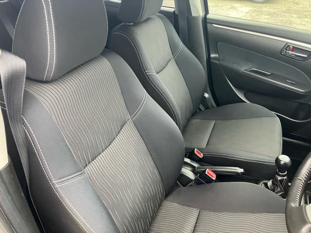 スイフト ＲＳ　５速マニュアル　５ＭＴ　走行６．２万キロ　ＥＴＣ　スマートキー　プッシュスタート　１年走行距離無制限保証付・ロ－ドサ－ビス付（19枚目）