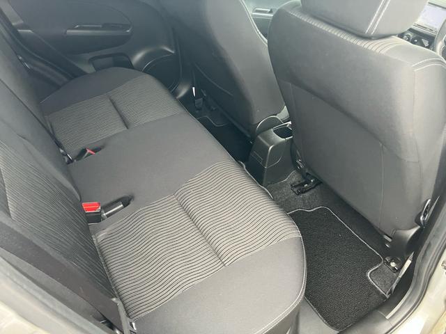 スイフト ＲＳ　５速マニュアル　５ＭＴ　走行６．２万キロ　ＥＴＣ　スマートキー　プッシュスタート　１年走行距離無制限保証付・ロ－ドサ－ビス付（20枚目）
