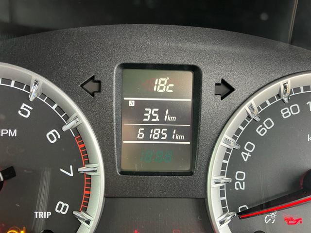 スイフト ＲＳ　５速マニュアル　５ＭＴ　走行６．２万キロ　ＥＴＣ　スマートキー　プッシュスタート　１年走行距離無制限保証付・ロ－ドサ－ビス付（28枚目）