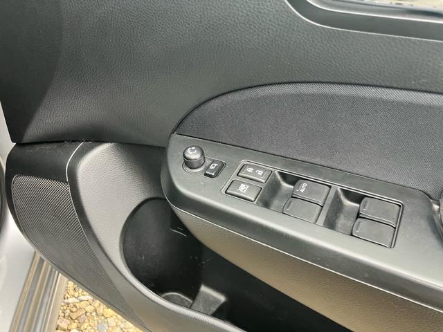 スイフト ＲＳ　５速マニュアル　５ＭＴ　走行６．２万キロ　ＥＴＣ　スマートキー　プッシュスタート　１年走行距離無制限保証付・ロ－ドサ－ビス付（33枚目）