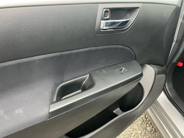 スイフト ＲＳ　５速マニュアル　５ＭＴ　走行６．２万キロ　ＥＴＣ　スマートキー　プッシュスタート　１年走行距離無制限保証付・ロ－ドサ－ビス付（34枚目）