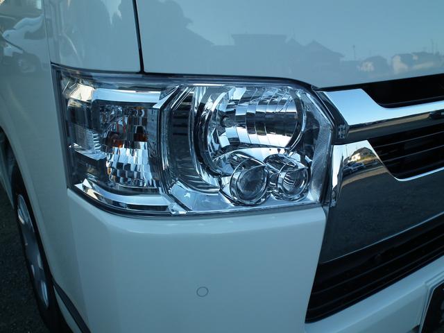 ハイエースバン DX GLパッケージ 登録済み未使用車・LEDヘッドライト・バックカメラ・デジタルインナーミラー・イージークローザー・助手席エアバック(8枚目)