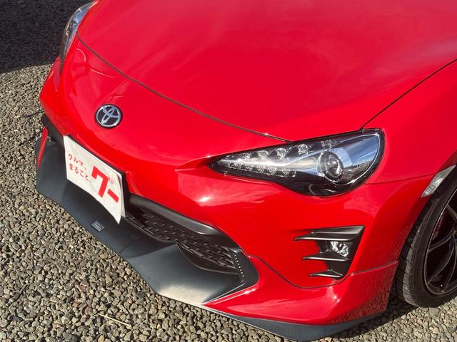 86 GT 6速マニュアル TRDエアロ TRDマフラー ブレンボキャリパー前後 テイン車高調 18インチAW ナビ バックカメラ ETC LEDヘッドライト 1年走行距離無制限保証付・ロ-ドサ-ビス付(5枚目)