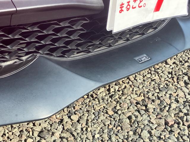 86 GT 6速マニュアル TRDエアロ TRDマフラー ブレンボキャリパー前後 テイン車高調 18インチAW ナビ バックカメラ ETC LEDヘッドライト 1年走行距離無制限保証付・ロ-ドサ-ビス付(6枚目)