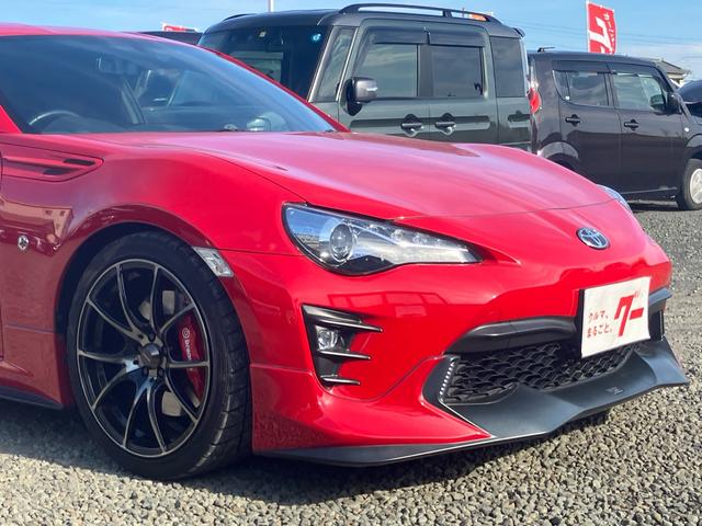 86 GT 6速マニュアル TRDエアロ TRDマフラー ブレンボキャリパー前後 テイン車高調 18インチAW ナビ バックカメラ ETC LEDヘッドライト 1年走行距離無制限保証付・ロ-ドサ-ビス付(7枚目)