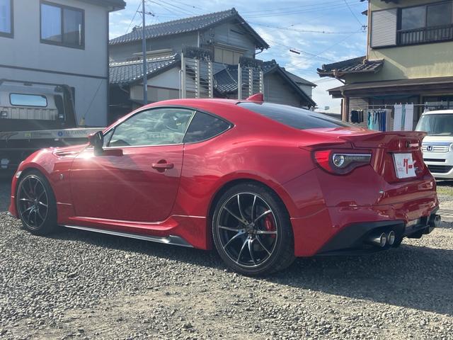86 GT 6速マニュアル TRDエアロ TRDマフラー ブレンボキャリパー前後 テイン車高調 18インチAW ナビ バックカメラ ETC LEDヘッドライト 1年走行距離無制限保証付・ロ-ドサ-ビス付(13枚目)