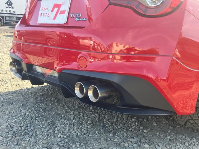 86 GT 6速マニュアル TRDエアロ TRDマフラー ブレンボキャリパー前後 テイン車高調 18インチAW ナビ バックカメラ ETC LEDヘッドライト 1年走行距離無制限保証付・ロ-ドサ-ビス付(17枚目)