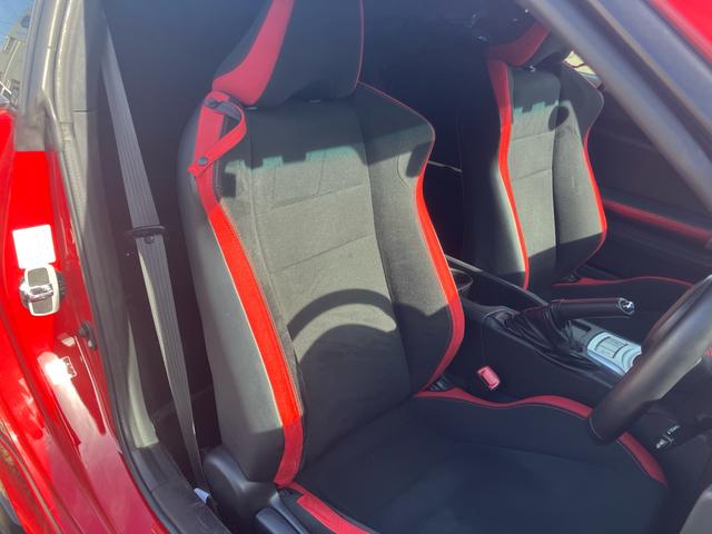 86 GT 6速マニュアル TRDエアロ TRDマフラー ブレンボキャリパー前後 テイン車高調 18インチAW ナビ バックカメラ ETC LEDヘッドライト 1年走行距離無制限保証付・ロ-ドサ-ビス付(24枚目)