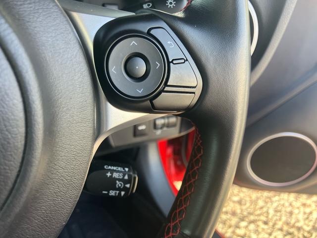 86 GT 6速マニュアル TRDエアロ TRDマフラー ブレンボキャリパー前後 テイン車高調 18インチAW ナビ バックカメラ ETC LEDヘッドライト 1年走行距離無制限保証付・ロ-ドサ-ビス付(40枚目)