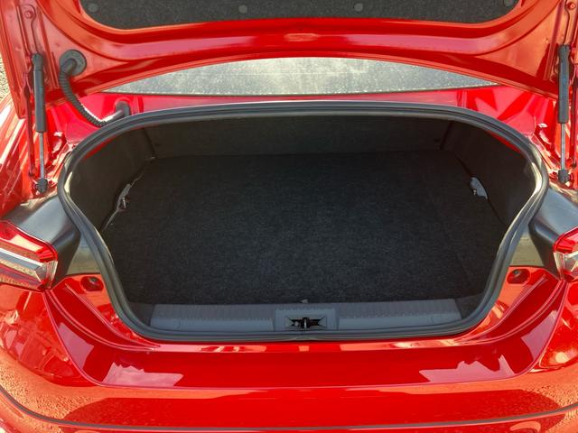 86 GT 6速マニュアル TRDエアロ TRDマフラー ブレンボキャリパー前後 テイン車高調 18インチAW ナビ バックカメラ ETC LEDヘッドライト 1年走行距離無制限保証付・ロ-ドサ-ビス付(51枚目)