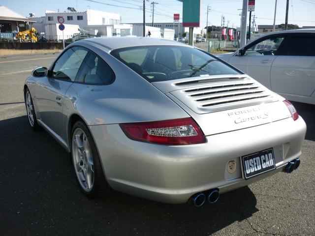 911カレラS サンルーフ アカギレーシングマフラー(10枚目)