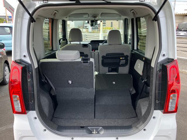 タント Ｘ　１４インチフルホイールキャップ　フルＬＥＤヘッドランプ　オート格納式カラードドアミラー　左側パワースライドドア　ＴＦＴカラーマルチインフォメーションディスプレイ　フルファブリックシート（17枚目）