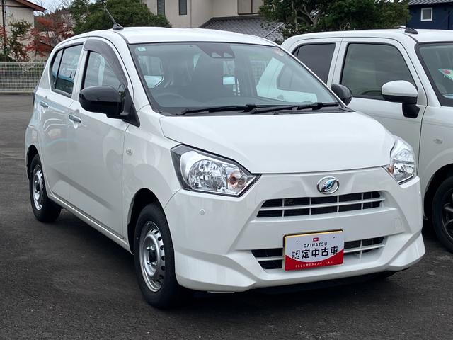 ミライース B SAIII 13スチールホイール マルチリフレクターハロゲンヘッドランプ 可倒式ドアミラー 自発光式デジタルメーターアンバーイルミネーションメーター マニュアルエアコン(ダイヤル式) キーレスエントリー(4枚目)