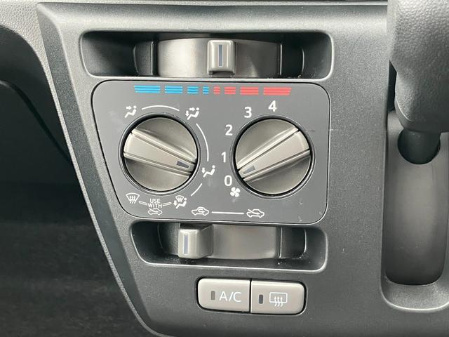 ミライース B SAIII 13スチールホイール マルチリフレクターハロゲンヘッドランプ 可倒式ドアミラー 自発光式デジタルメーターアンバーイルミネーションメーター マニュアルエアコン(ダイヤル式) キーレスエントリー(32枚目)