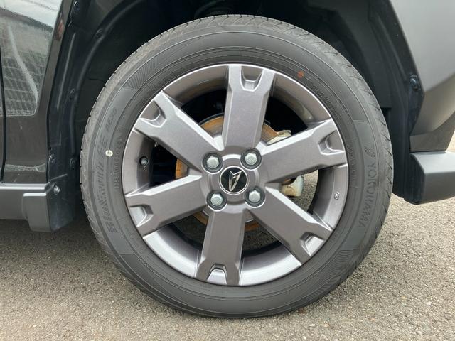 タフト Gターボ ダーククロムベンチャー 15インチアルミホイール オートレベリング機能付フルLEDヘッドランプ LEDフォグランプ 本革巻ステアリングホイール 本革巻インパネセンターシフト(7枚目)