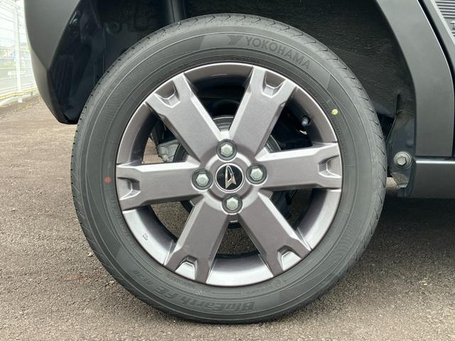 タフト Gターボ ダーククロムベンチャー 15インチアルミホイール オートレベリング機能付フルLEDヘッドランプ LEDフォグランプ 本革巻ステアリングホイール 本革巻インパネセンターシフト(9枚目)