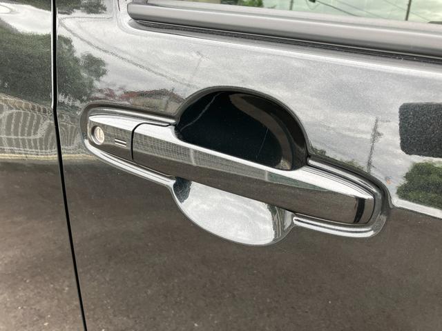 タフト Gターボ ダーククロムベンチャー 15インチアルミホイール オートレベリング機能付フルLEDヘッドランプ LEDフォグランプ 本革巻ステアリングホイール 本革巻インパネセンターシフト(13枚目)