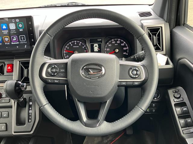 タフト Gターボ ダーククロムベンチャー 15インチアルミホイール オートレベリング機能付フルLEDヘッドランプ LEDフォグランプ 本革巻ステアリングホイール 本革巻インパネセンターシフト(21枚目)