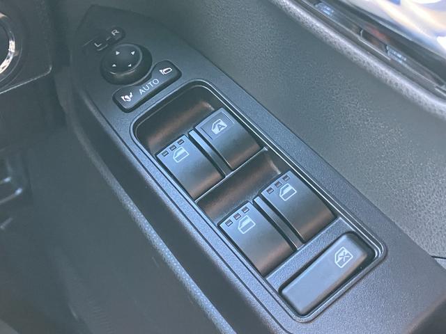 タント カスタムＸ　１４インチアルミホイール　大型エアロバンパー　フルＬＥＤヘッドランプ　オート格納式カラードドアミラー　両側パワースライドドア　キーフリーシステム　プッシュボタンスタート（28枚目）