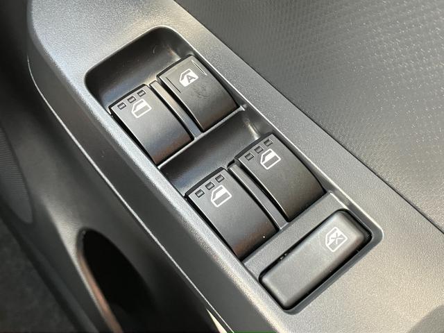 ミライース Ｌ　ＳＡＩＩＩ　１３インチフルホイールキャップ　マルチリフレクターハロゲンヘッドランプ　可倒式ドアミラー　自発光式デジタルメーターアンバーイルミネーションメーター　マニュアルエアコン（ダイヤル式）　キーレスエントリー（24枚目）