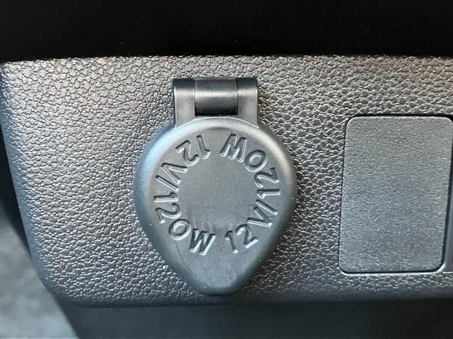 ミライース Ｌ　ＳＡＩＩＩ　１３インチフルホイールキャップ　マルチリフレクターハロゲンヘッドランプ　可倒式ドアミラー　自発光式デジタルメーターアンバーイルミネーションメーター　マニュアルエアコン（ダイヤル式）　キーレスエントリー（30枚目）