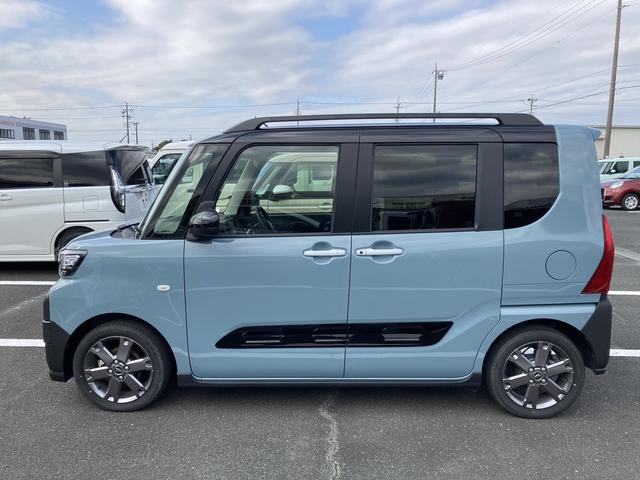 タント ファンクロスターボ　ナビ付　ナビ　１５インチアルミホイール　キーフリーシステム　プッシュボタンスタート　オートエアコン（プッシュ式）　フルＬＥＤヘッドランプ　オート格納式カラードドアミラー　本革巻ステアリングホイール（4枚目）