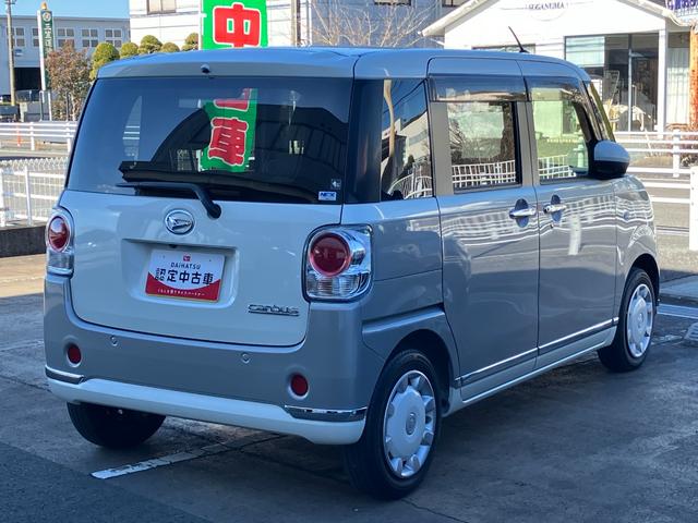 ムーヴキャンバス ＧメイクアップＶＳ　ＳＡＩＩＩ　１４インチフルホイールキャップ　ＬＥＤヘッドランプ　キーフリーシステム　両側パワースライドドア　オートエアコン（プッシュ式）　オートライト　置きラクボックス（4枚目）