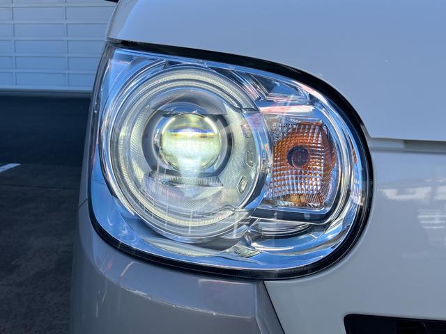 ムーヴキャンバス ＧメイクアップＶＳ　ＳＡＩＩＩ　１４インチフルホイールキャップ　ＬＥＤヘッドランプ　キーフリーシステム　両側パワースライドドア　オートエアコン（プッシュ式）　オートライト　置きラクボックス（12枚目）