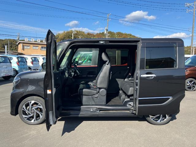 タント カスタムRSスタイルセレクション 15インチアルミホイール キーフリーシステム プッシュボタンスタート オートエアコン(プッシュ式) フルLEDヘッドランプ オート格納式カラードドアミラー 本革巻ステアリングホイール(9枚目)