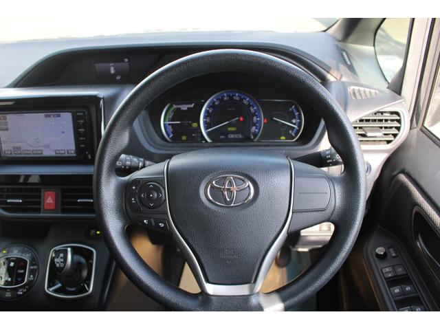 ヴォクシー ハイブリッドX 両側電動スライド 純正ナビ ETC Bluetooth フルセグ バックカメラ LEDヘッド オートライト シートヒーター クルコン 衝突軽減ブレーキ PUSHスタート 純正アルミ(21枚目)