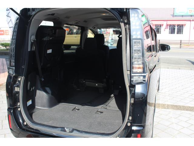 ヴォクシー ハイブリッドX 両側電動スライド 純正ナビ ETC Bluetooth フルセグ バックカメラ LEDヘッド オートライト シートヒーター クルコン 衝突軽減ブレーキ PUSHスタート 純正アルミ(28枚目)