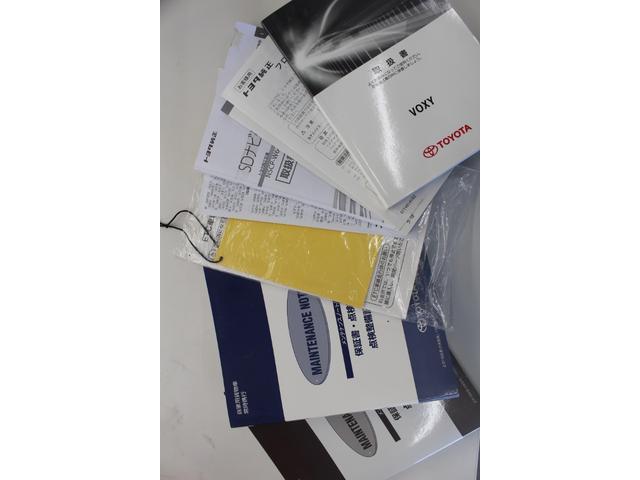 ヴォクシー ハイブリッドX 両側電動スライド 純正ナビ ETC Bluetooth フルセグ バックカメラ LEDヘッド オートライト シートヒーター クルコン 衝突軽減ブレーキ PUSHスタート 純正アルミ(33枚目)