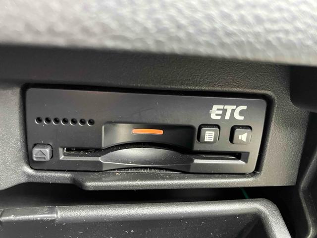 ランディ 　ＥＴＣ　バックカメラ　ナビ　ＴＶ　クリアランスソナー　オートクルーズコントロール　レーンアシスト　両側電動スライドドア　ＨＩＤ　スマートキー　アイドリングストップ　電動格納ミラー　３列シート　ＣＶＴ（10枚目）