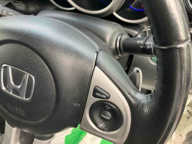 Ｎ－ＢＯＸ＋カスタム Ｇ・ターボパッケージ　ＥＴＣ　バックカメラ　両側電動スライドドア　オートクルーズコントロール　ＨＩＤ　スマートキー　アイドリングストップ　電動格納ミラー　ベンチシート　ＣＶＴ　盗難防止システム　ＡＢＳ　ＥＳＣ（11枚目）