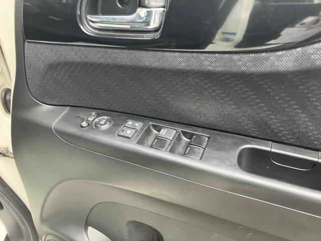 Ｎ－ＢＯＸ＋カスタム Ｇ・ターボパッケージ　ＥＴＣ　バックカメラ　両側電動スライドドア　オートクルーズコントロール　ＨＩＤ　スマートキー　アイドリングストップ　電動格納ミラー　ベンチシート　ＣＶＴ　盗難防止システム　ＡＢＳ　ＥＳＣ（12枚目）