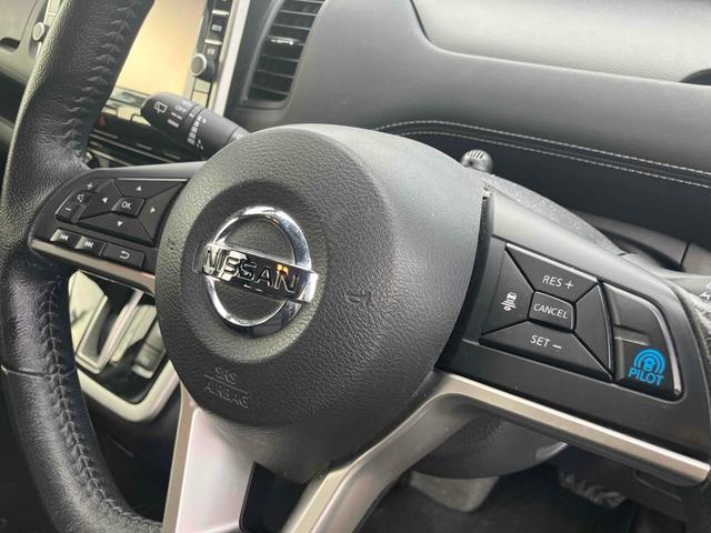 セレナ ハイウェイスター　プロパイロットエディション　ＥＴＣ　バックカメラ　ナビ　ＴＶ　クリアランスソナー　オートクルーズコントロール　衝突被害軽減システム　両側電動スライドドア　スマートキー　アイドリングストップ　電動格納ミラー　後席モニター（3枚目）