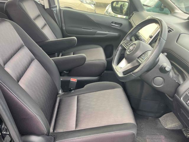 セレナ ハイウェイスター　プロパイロットエディション　ＥＴＣ　バックカメラ　ナビ　ＴＶ　クリアランスソナー　オートクルーズコントロール　衝突被害軽減システム　両側電動スライドドア　スマートキー　アイドリングストップ　電動格納ミラー　後席モニター（13枚目）