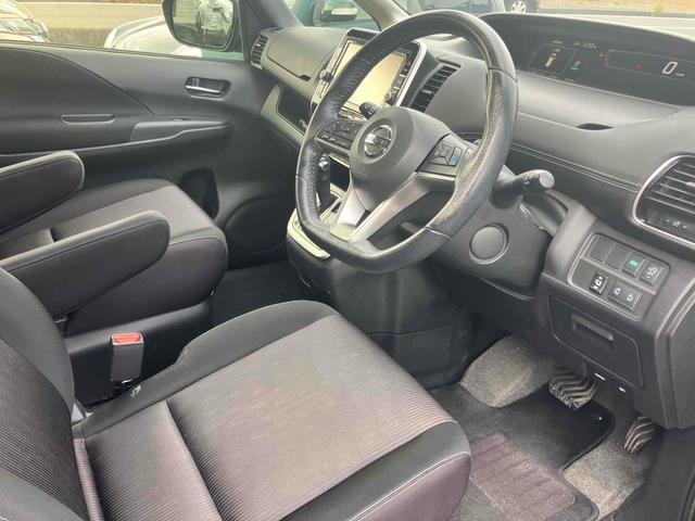 セレナ ハイウェイスター　プロパイロットエディション　ＥＴＣ　バックカメラ　ナビ　ＴＶ　クリアランスソナー　オートクルーズコントロール　衝突被害軽減システム　両側電動スライドドア　スマートキー　アイドリングストップ　電動格納ミラー　後席モニター（25枚目）