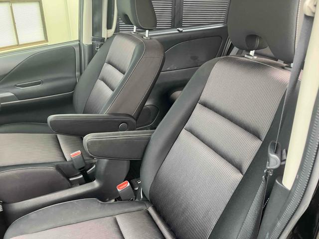 セレナ ハイウェイスター　プロパイロットエディション　ＥＴＣ　バックカメラ　ナビ　ＴＶ　クリアランスソナー　オートクルーズコントロール　衝突被害軽減システム　両側電動スライドドア　スマートキー　アイドリングストップ　電動格納ミラー　後席モニター（31枚目）