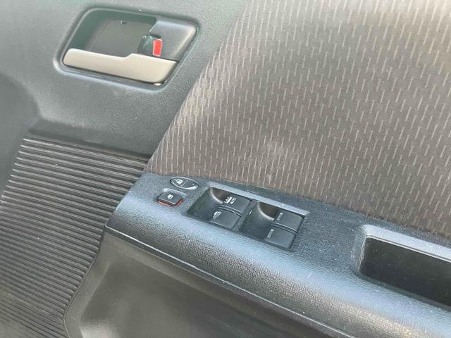 フリード G ジャストセレクション ETC 両側スライド・片側電動 スマートキー 電動格納ミラー CVT CD USB 盗難防止システム 衝突安全ボディ ABS ESC エアコン パワーステアリング(7枚目)