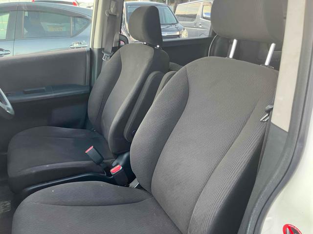 フリード G ジャストセレクション ETC 両側スライド・片側電動 スマートキー 電動格納ミラー CVT CD USB 盗難防止システム 衝突安全ボディ ABS ESC エアコン パワーステアリング(13枚目)