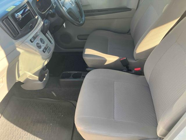 ミライース Ｄ　ドライブレコーダー　アイドリングストップ　ＣＶＴ　ＡＢＳ　ＣＤ　衝突安全ボディ　エアコン　パワーステアリング　パワーウィンドウ（11枚目）