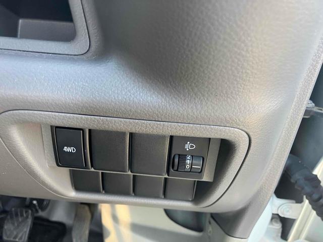 ミニキャブバン Ｍ　４ＷＤ　５ＭＴ　ＥＴＣ　ナビ　ＴＶ　両側スライドドア　エアコン　パワーステアリング　運転席エアバッグ　助手席エアバッグ　ＣＤ　ＵＳＢ（10枚目）