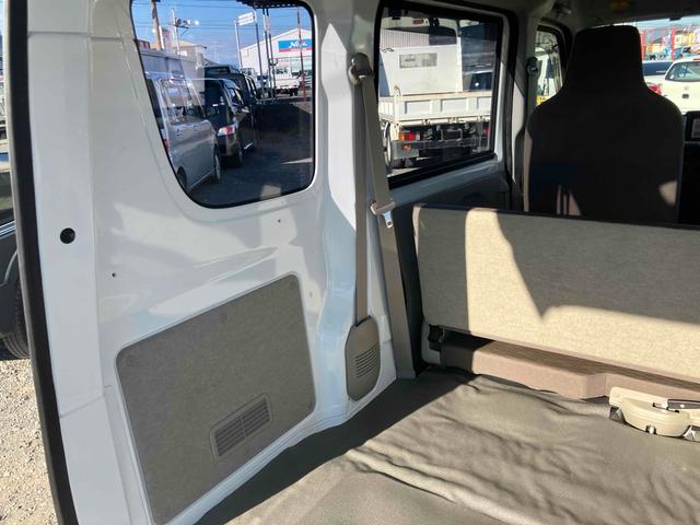 ミニキャブバン Ｍ　４ＷＤ　５ＭＴ　ＥＴＣ　ナビ　ＴＶ　両側スライドドア　エアコン　パワーステアリング　運転席エアバッグ　助手席エアバッグ　ＣＤ　ＵＳＢ（23枚目）