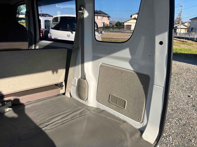 ミニキャブバン Ｍ　４ＷＤ　５ＭＴ　ＥＴＣ　ナビ　ＴＶ　両側スライドドア　エアコン　パワーステアリング　運転席エアバッグ　助手席エアバッグ　ＣＤ　ＵＳＢ（24枚目）