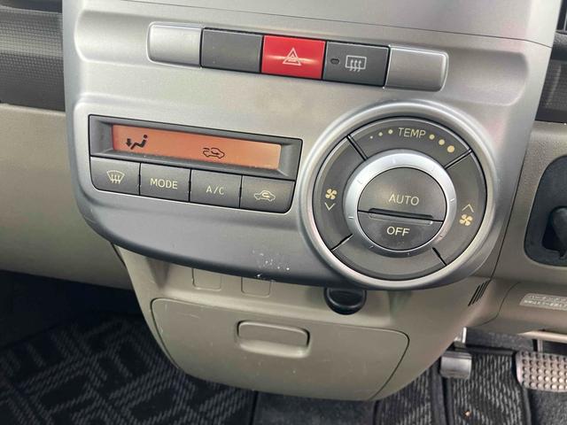 タント Ｘリミテッド　電動スライドドア　スマートキー　電動格納ミラー　ベンチシート　ＣＶＴ　盗難防止システム　ＡＢＳ　ＣＤ　衝突安全ボディ　エアコン　パワーステアリング（5枚目）
