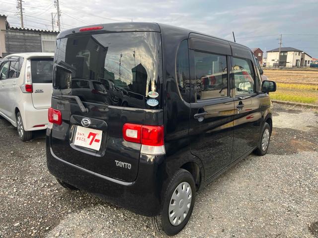 タント Ｘリミテッド　電動スライドドア　スマートキー　電動格納ミラー　ベンチシート　ＣＶＴ　盗難防止システム　ＡＢＳ　ＣＤ　衝突安全ボディ　エアコン　パワーステアリング（16枚目）