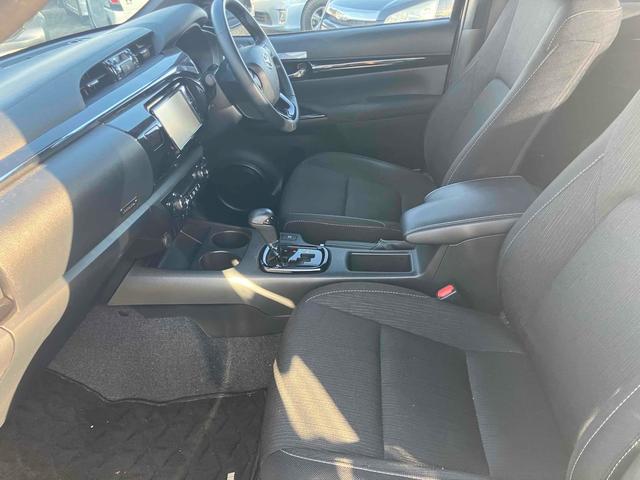 ハイラックス Z ブラックラリーエディション 4WD AT 衝突被害軽減システム オートクルーズコントロール レーンアシスト ETC ナビ TV バックカメラ スマートキー 電動格納ミラー LEDヘッドランプ 盗難防止システム ABS(20枚目)